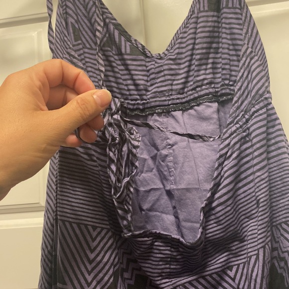 Volcom halter dress - Picture 2 of 3